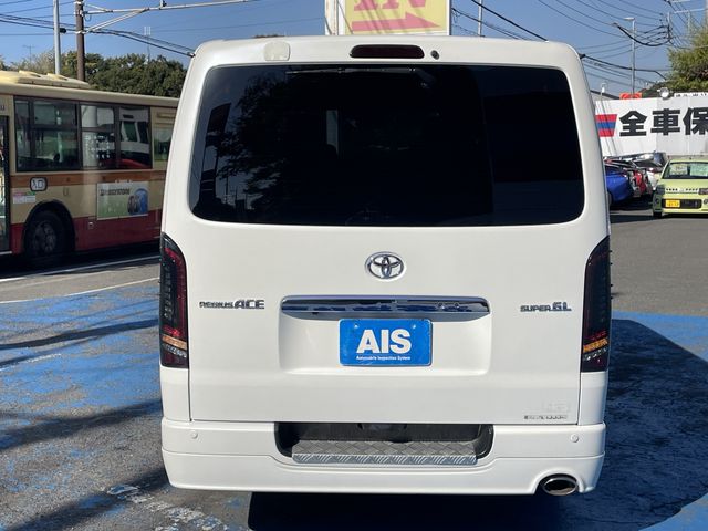 TOYOTA REGIUSACE van 4WD 2018