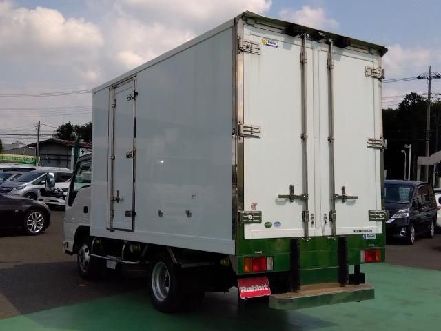 ISUZU ELF 2014