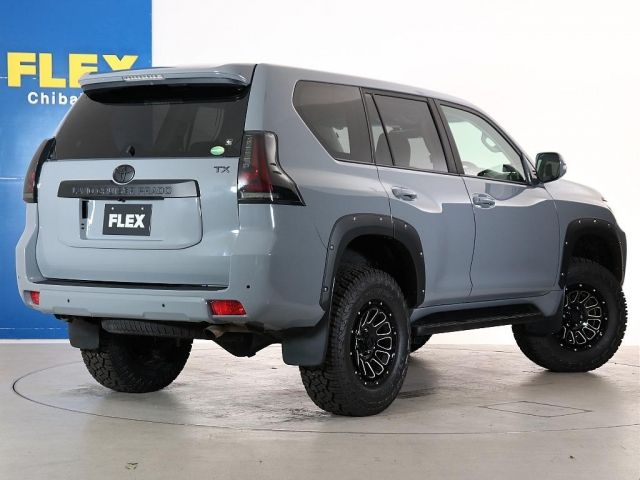 TOYOTA LANDCRUISER PRADO 2018
