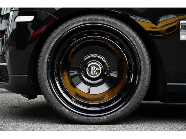 ROLLS-ROYCE ROLLS-ROYCE Cullinan 2019