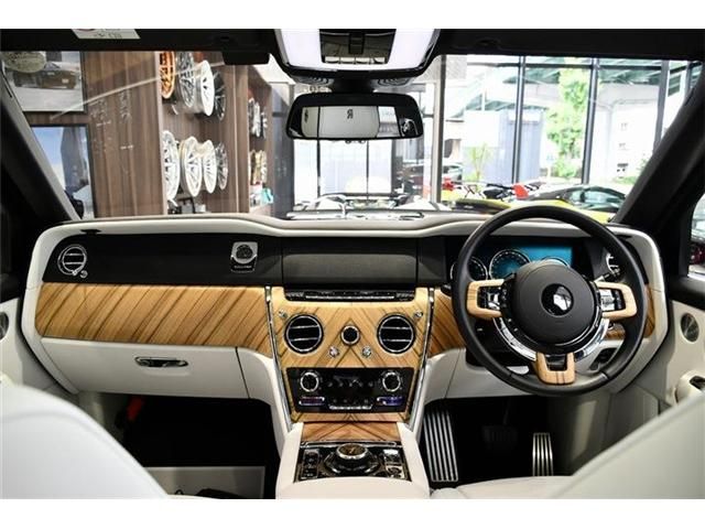 ROLLS-ROYCE ROLLS-ROYCE Cullinan 2019