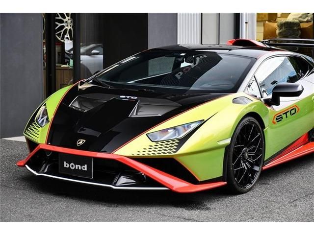 LAMBORGHINI LAMBORGHINI HURACAN 2023