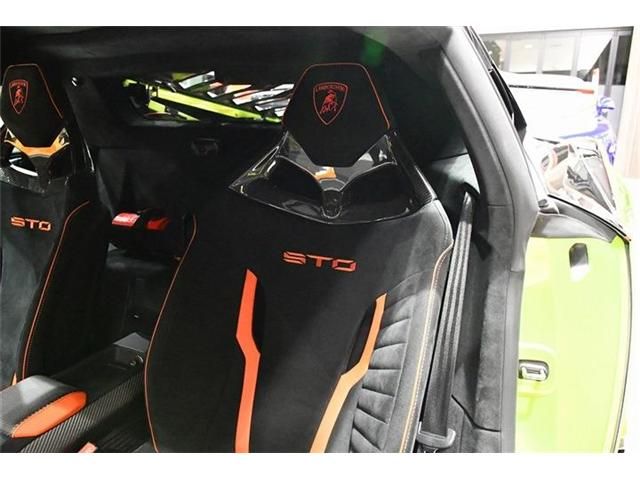 LAMBORGHINI LAMBORGHINI HURACAN 2023