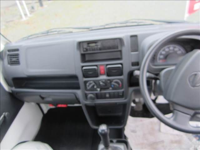 NISSAN NT100 CLIPPER 4WD 1989