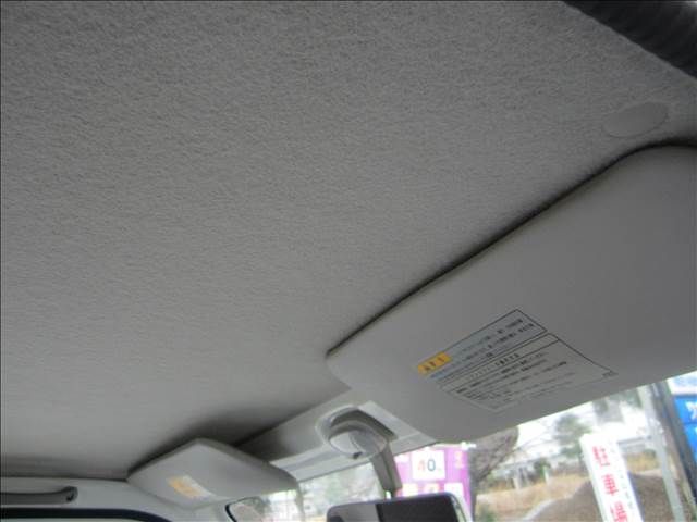 NISSAN NT100 CLIPPER 4WD 1989