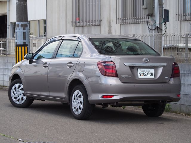 TOYOTA COROLLA AXIO 4WD 2023
