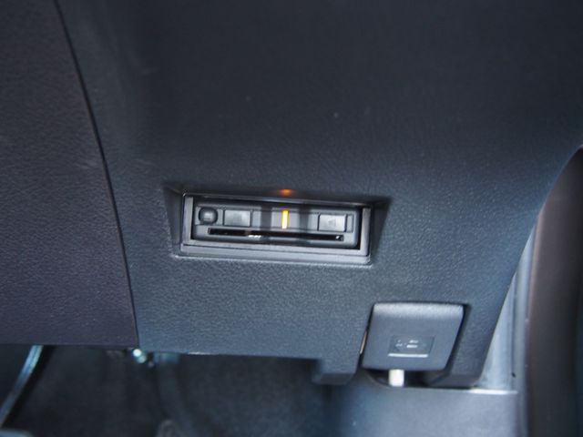 TOYOTA COROLLA AXIO 4WD 2023