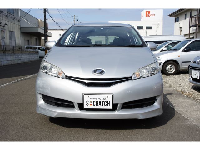 TOYOTA WISH 2014