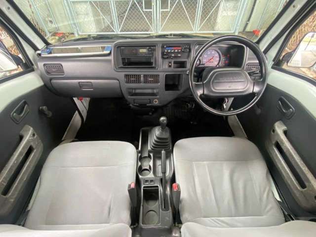 SUBARU SAMBAR van 2003