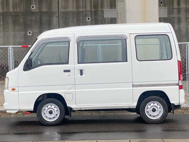 SUBARU SAMBAR van 2003
