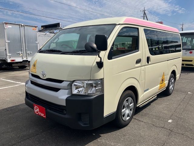 TOYOTA HIACE wagon 2015