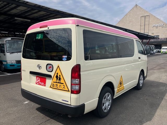 TOYOTA HIACE wagon 2015