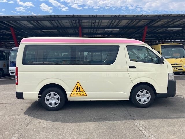 TOYOTA HIACE wagon 2015