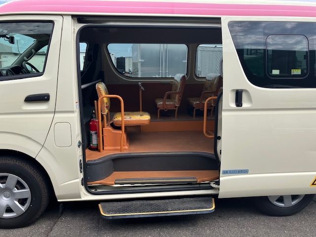 TOYOTA HIACE wagon 2015