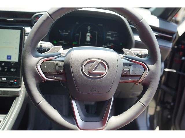 TOYOTA LEXUS LBX 2024