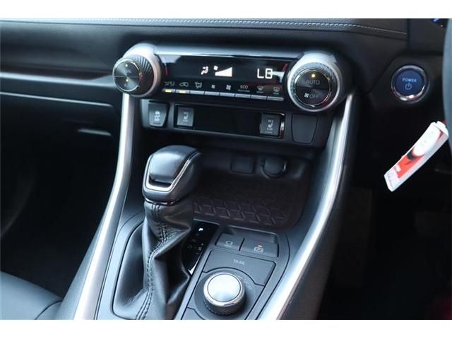 TOYOTA RAV4 HYBRID 4WD 2019