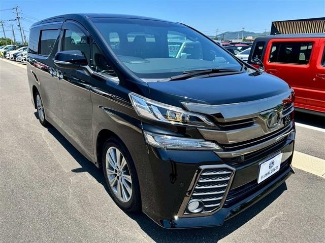 TOYOTA VELLFIRE 2017