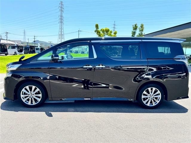 TOYOTA VELLFIRE 2017
