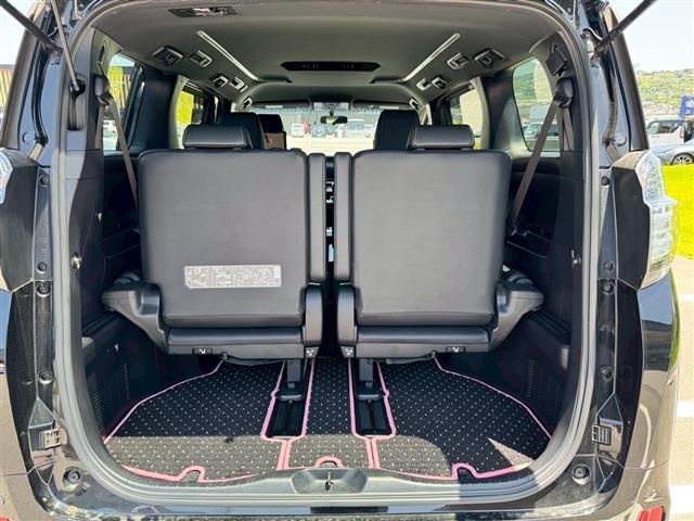 TOYOTA VELLFIRE 2017