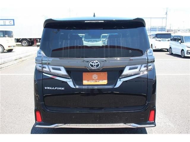 TOYOTA VELLFIRE 2020