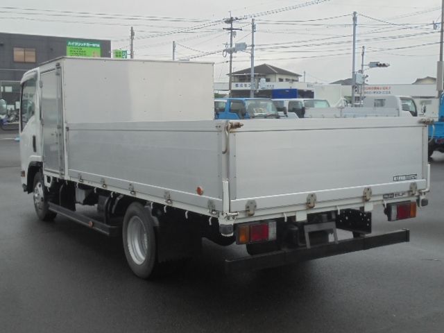 ISUZU ELF 2009