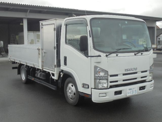 ISUZU ELF 2009