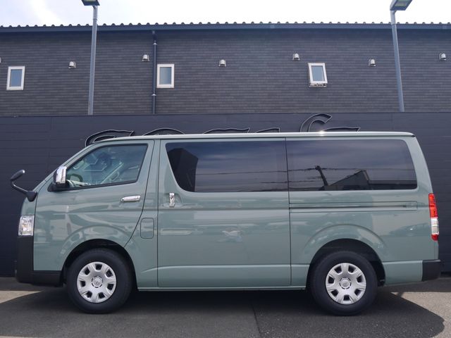 TOYOTA HIACE van 2WD 2025
