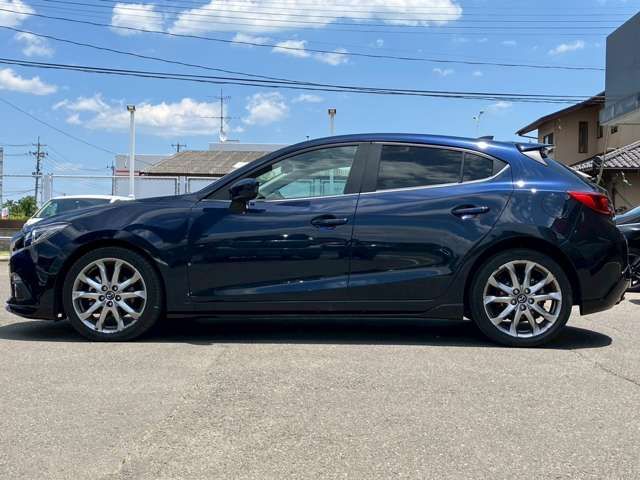 MAZDA AXELA SPORTS 2015