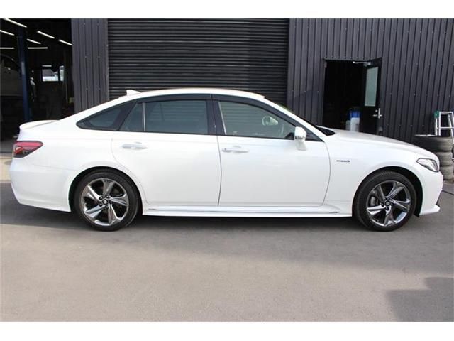 TOYOTA CROWN sedan hybrid 4WD 2018