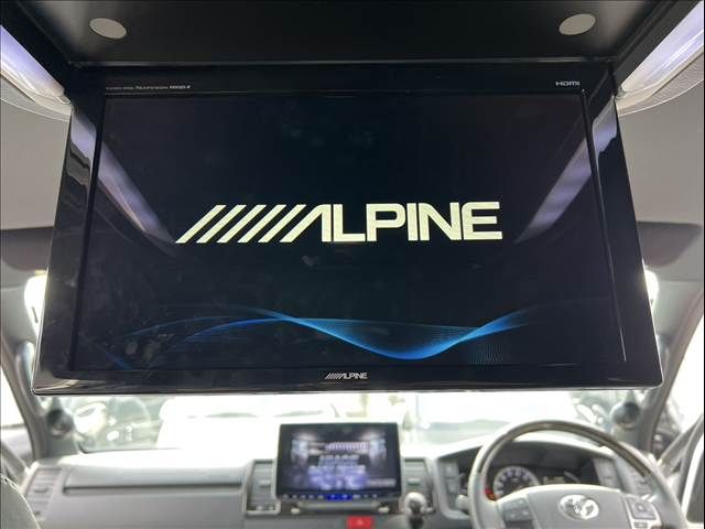 TOYOTA HIACE van 4WD 2021