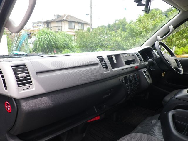 TOYOTA HIACE wagon 2012