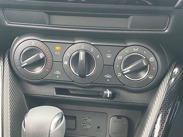 MAZDA DEMIO 4WD 2019