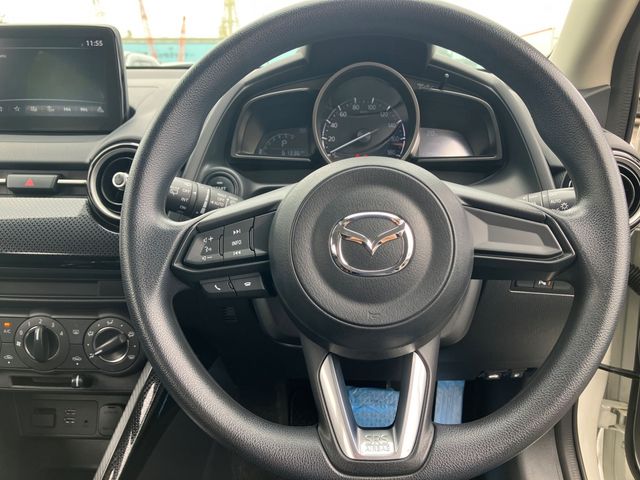 MAZDA DEMIO 4WD 2019