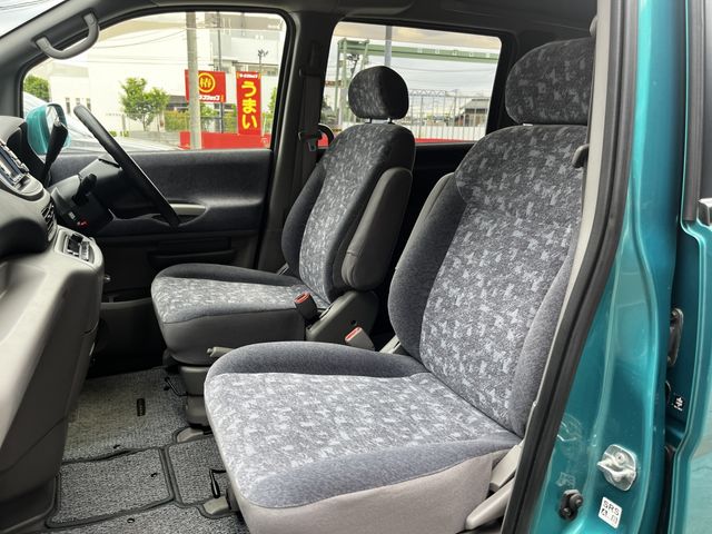 NISSAN SERENA  WG 4WD 2001