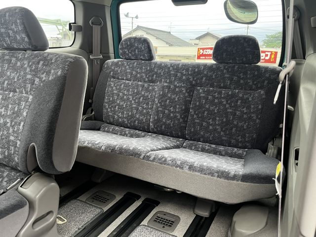 NISSAN SERENA  WG 4WD 2001