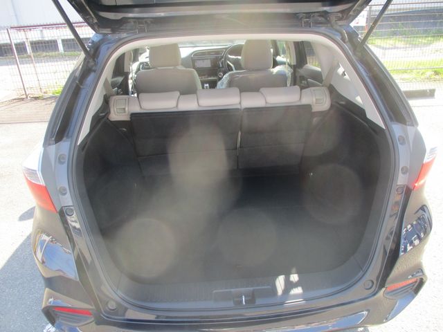 HONDA SHUTTLE HYBRID 2015