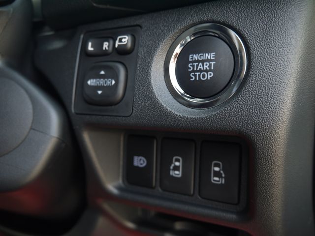 TOYOTA HIACE van 2WD 2025