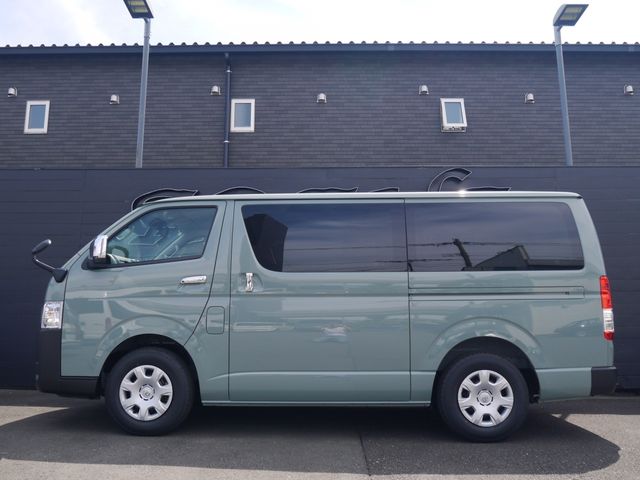 TOYOTA HIACE van 2WD 2025