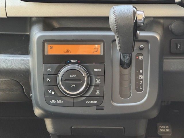 SUZUKI MR WAGON 2012