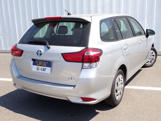 TOYOTA COROLLA FIELDER HYBRID 2023