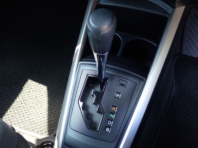 TOYOTA COROLLA FIELDER HYBRID 2023