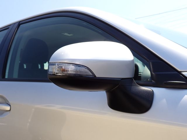 TOYOTA COROLLA FIELDER HYBRID 2023