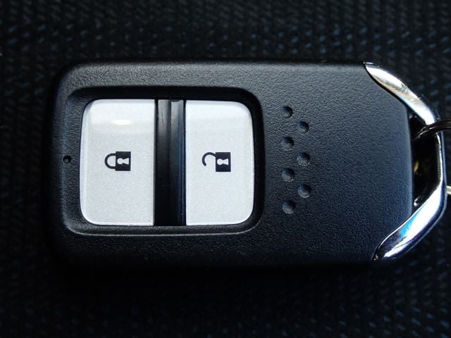 HONDA SHUTTLE HYBRID 2022