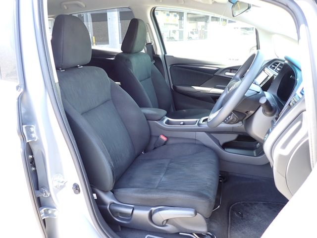 HONDA SHUTTLE HYBRID 2022