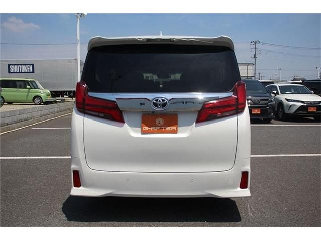 TOYOTA ALPHARD 2019