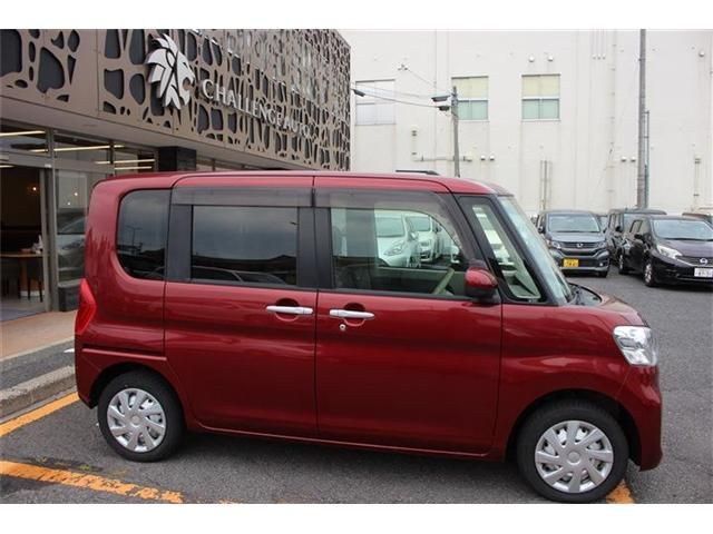 DAIHATSU TANTO 4WD 2018
