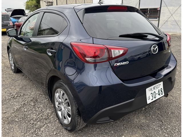 MAZDA DEMIO 2015