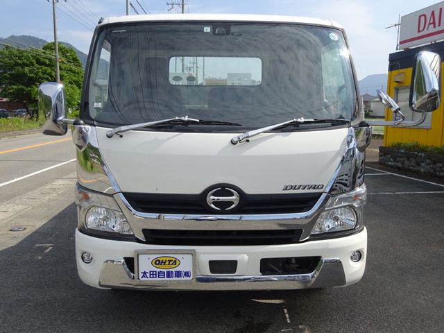 HINO DUTRO 2019