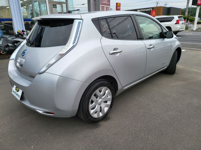NISSAN LEAF 2013