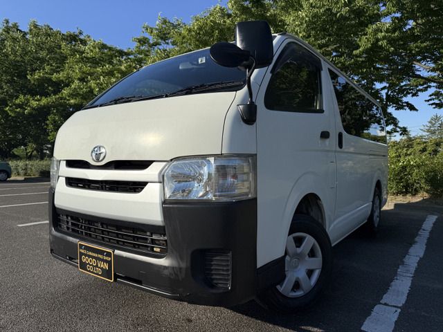 TOYOTA HIACE van 4WD 2015